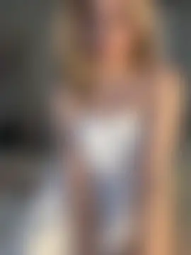 LinaViam's Live Sex Cam Show