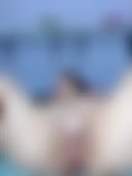 Flora66666's Live Sex Cam Show