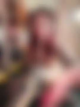 Dancing_wmyselF_'s Live Sex Cam Show