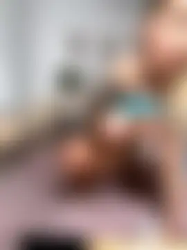 mc-Olivia's Live Sex Cam Show
