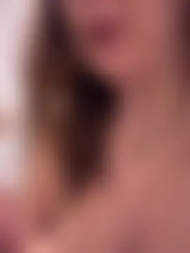 Cherryschiodisegarsi's Live Sex Cam Show
