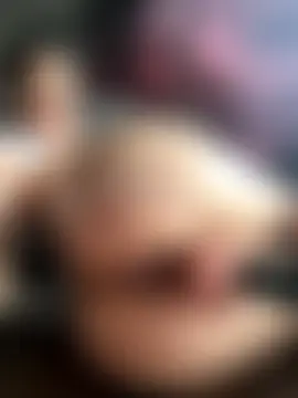 emiss_'s Live Sex Cam Show