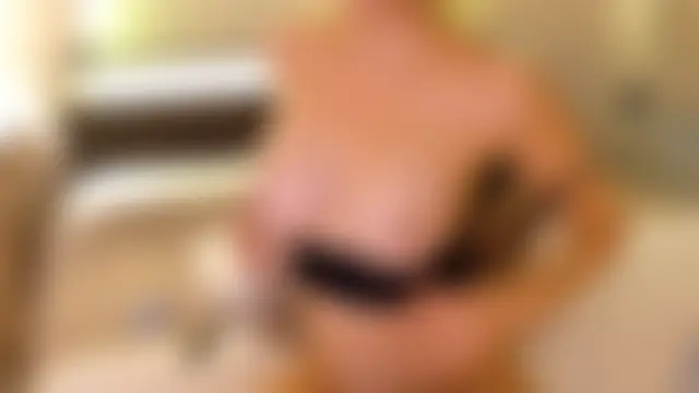 joycesilver's Live Sex Cam Show