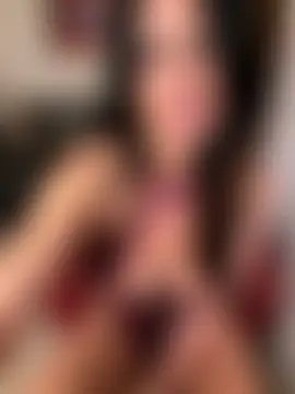 Evva_room's Live Sex Cam Show