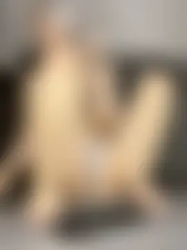 alicefrail's Live Sex Cam Show
