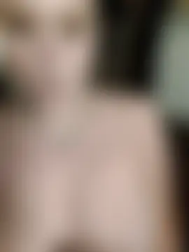 Bouncy-Bella28X's Live Sex Cam Show