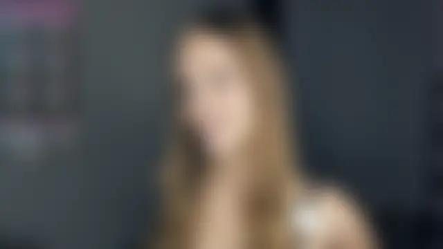 SerrenaAa's Live Sex Cam Show