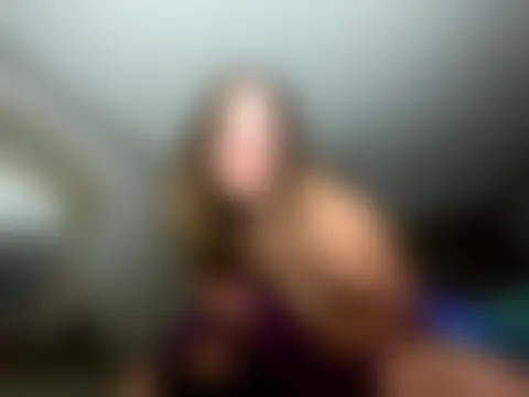 IvanaPlenty's Live Sex Cam Show