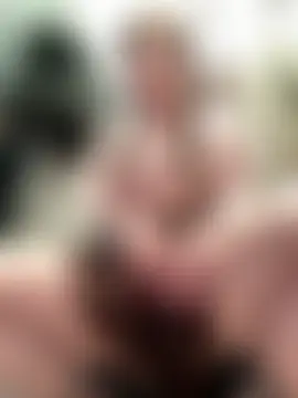 FroggyAnna's Live Sex Cam Show