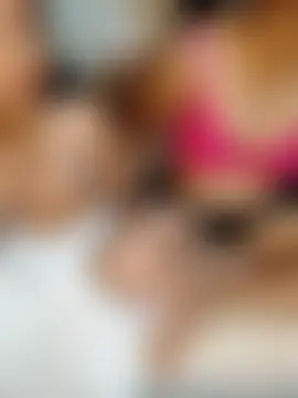 Unique_MomandDaughterrs' Webcam Show