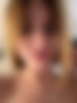 -AngelAri-'s Live Sex Cam Show