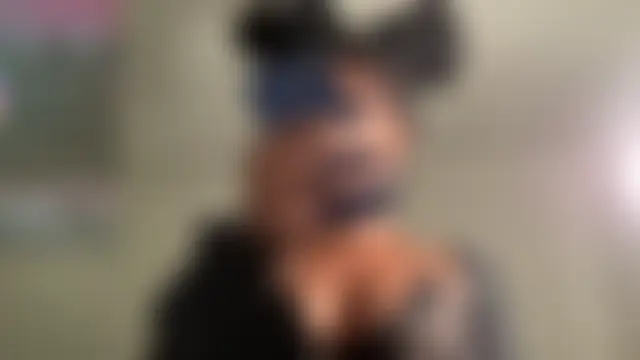maskedgirl5005's Live Sex Cam Show