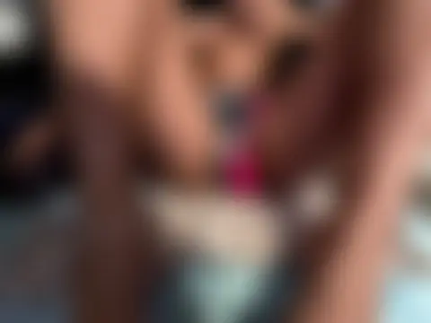 RylHoneyy's Live Sex Cam Show