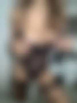 Sienna_wess' Live Sex Cam Show