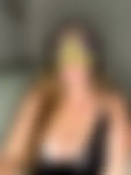 largeboobies30's Live Sex Cam Show
