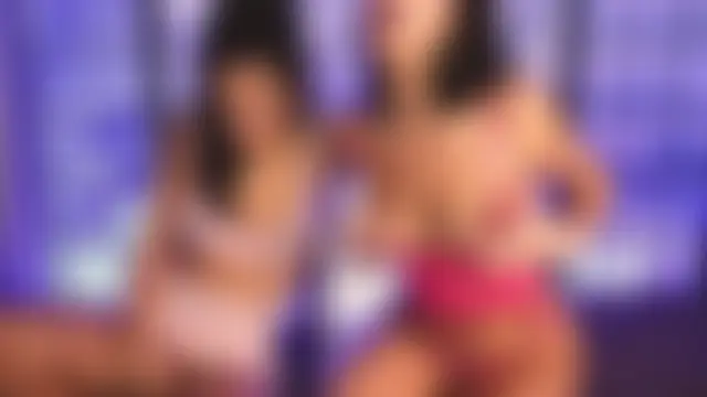 KinkyFriedChicks' Live Sex Cam Show