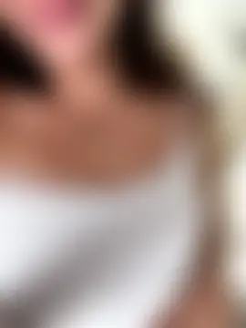 tina1your1's Live Sex Cam Show