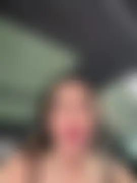 Alirawrz's Live Sex Cam Show