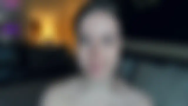 MaliaBourraine's Live Sex Cam Show