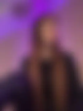 DianaGlow's Live Sex Cam Show