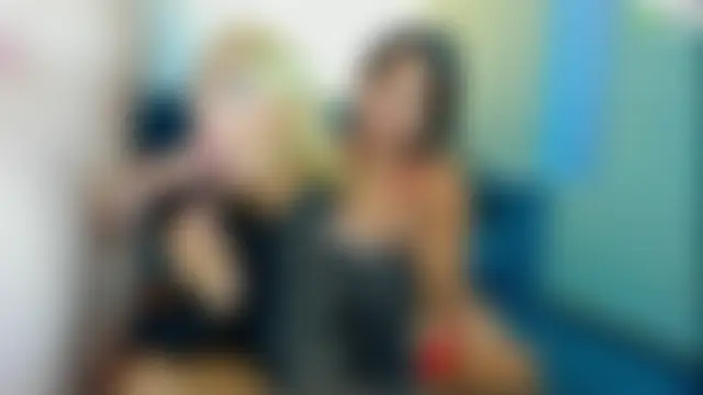 play_sex18's Webcam Show