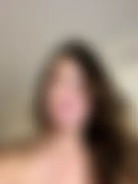 Wetbabygirlxo's Live Sex Cam Show