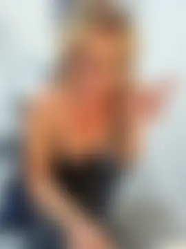 Melody73's Live Sex Cam Show