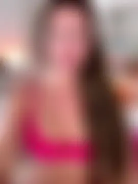 SerenaCloud's Live Sex Cam Show