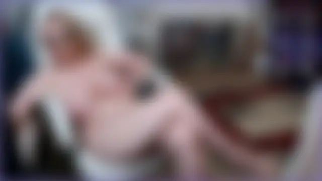 EllyBigBoobs' Live Sex Cam Show