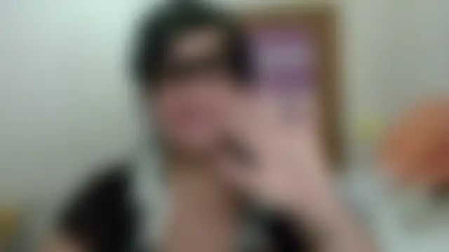 Ninalapiccolina's Live Sex Cam Show
