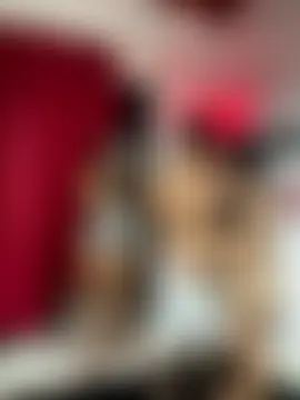 royalgirls_x's Live Sex Cam Show
