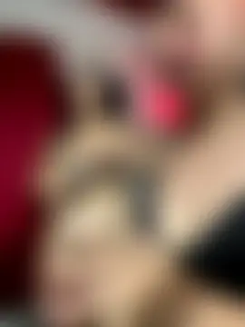 royalgirls_x's Webcam Show