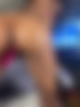 rubywithpearls' Live Sex Cam Show