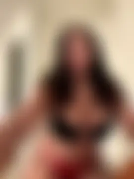 thatonelightskinn's Webcam Show