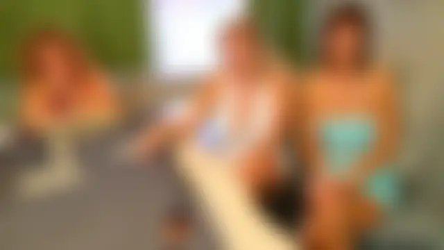 TUNDEROSE1's Live Sex Cam Show