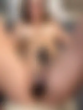 lovelly_molly's Live Sex Cam Show