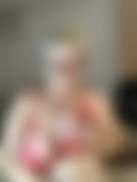 Pumabionda's Live Sex Cam Show
