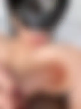 Napoletana89-'s Live Sex Cam Show