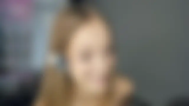 SerrenaAa's Live Sex Cam Show