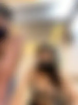 youngcoupleloverose's Live Sex Cam Show