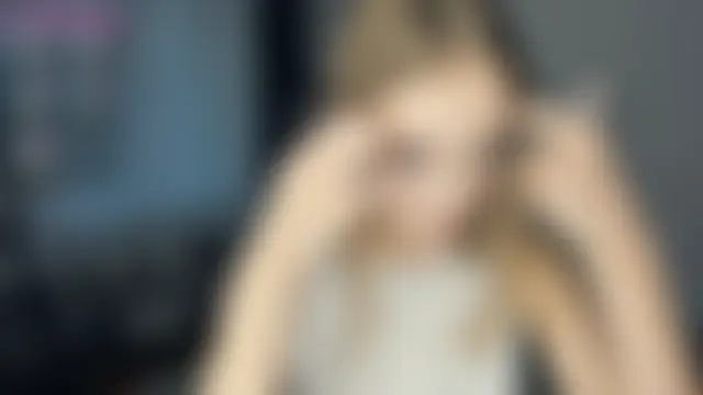 SerrenaAa's Live Sex Cam Show