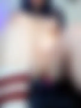 shybeotch's Live Sex Cam Show