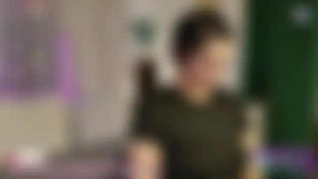 LoraShines' Live Sex Cam Show