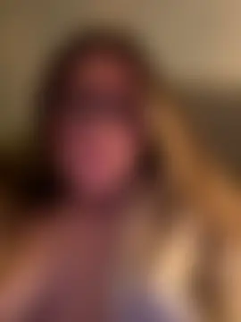 EmilyEast's Live Sex Cam Show