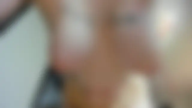 HeatherNextDoor's Live Sex Cam Show