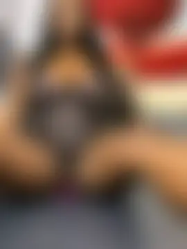 Beatriceblacc's Live Sex Cam Show