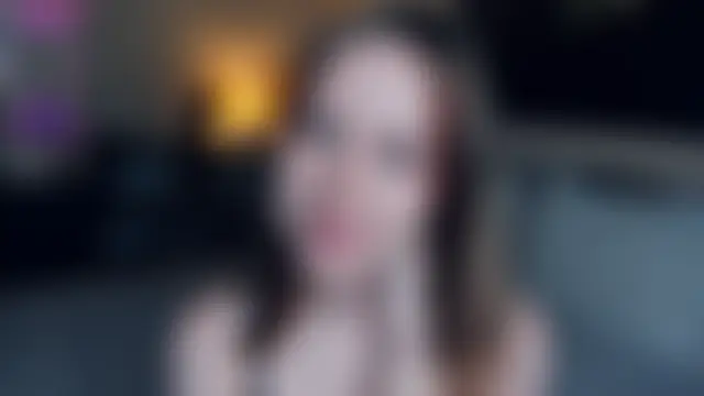 MaliaBourraine's Live Sex Cam Show