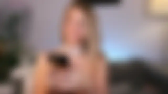 NovaHollisx's Live Sex Cam Show