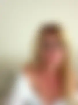 Melody73's Live Sex Cam Show