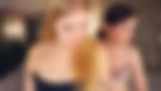 EllenReeves' Live Sex Cam Show